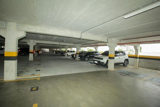 Garagem de apartamento para alugar com 2 quartos, 50m² em Jardim Monte Libano, Santo André