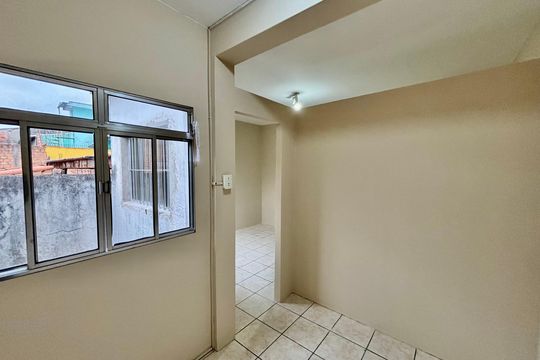 Quarto 2 de casa para alugar com 1 quarto, 55m² em Jardim Danfer, São Paulo
