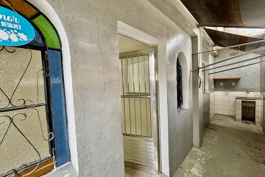 Área de serviço  de casa para alugar com 1 quarto, 55m² em Jardim Danfer, São Paulo