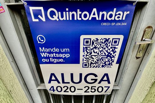 Fachada  de casa para alugar com 1 quarto, 55m² em Jardim Danfer, São Paulo