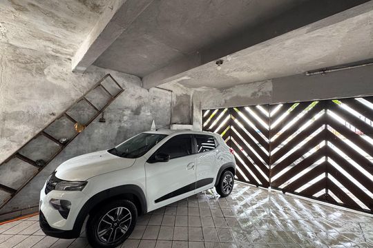 Garagem de casa à venda com 2 quartos, 112m² em Alto Industrial, São Bernardo do Campo