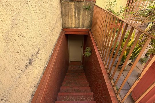 Casa à venda com 3 quartos, 196m² em Vila Bertioga, São Paulo