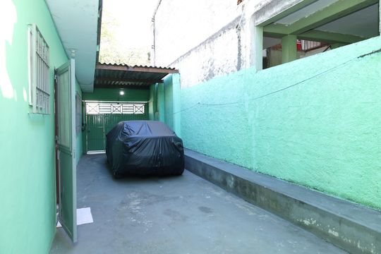 Quintal e garagem de casa à venda com 3 quartos, 110m² em Guaianases, São Paulo