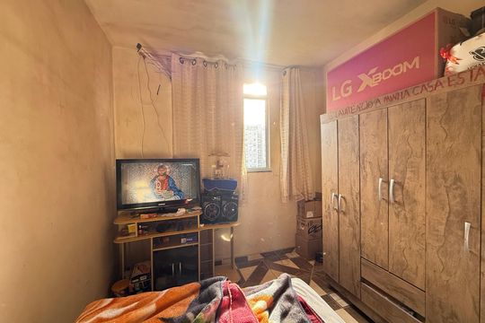 Quarto 2 de apartamento à venda com 2 quartos, 44m² em Parque Maracana, Contagem
