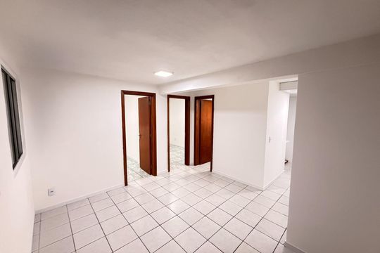 Sala de apartamento para alugar com 2 quartos, 40m² em Agronomia, Porto Alegre