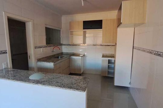 Sala/Cozinha de casa de condomínio para alugar com 2 quartos, 100m² em Coelho, São Gonçalo