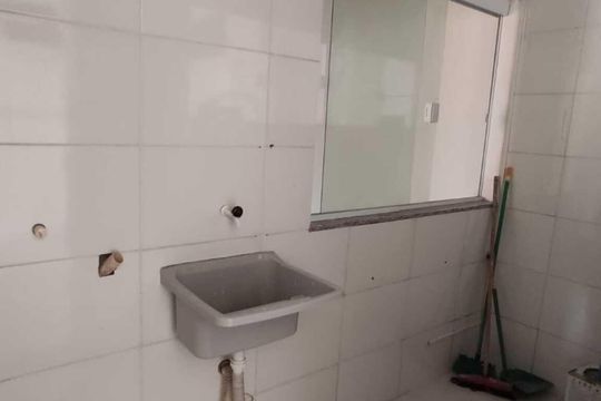 Área de serviço de casa de condomínio para alugar com 2 quartos, 100m² em Coelho, São Gonçalo