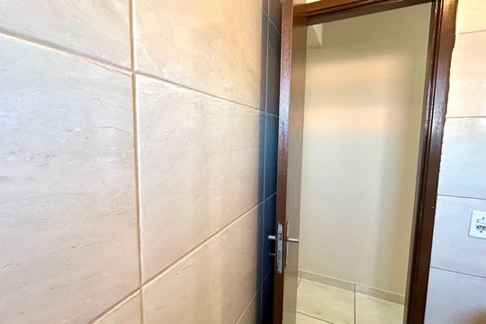 Banheiro de casa para alugar com 2 quartos, 63m² em Vila Carmela Ii, Guarulhos