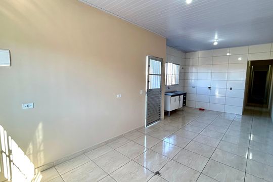 Sala de casa para alugar com 2 quartos, 63m² em Vila Carmela Ii, Guarulhos