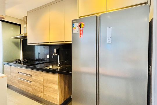 Cozinha de apartamento para alugar com 2 quartos, 112m² em Alphaville, Barueri
