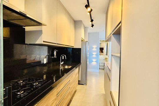 Cozinha de apartamento para alugar com 2 quartos, 112m² em Alphaville, Barueri