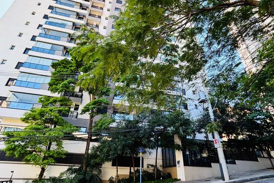 Fachada do Prédio de apartamento para alugar com 2 quartos, 112m² em Alphaville, Barueri