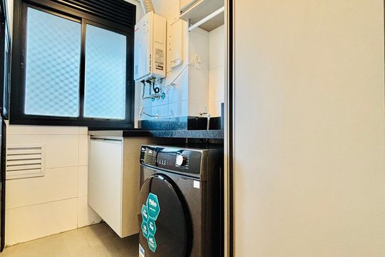 Área de serviço de apartamento para alugar com 2 quartos, 112m² em Alphaville, Barueri