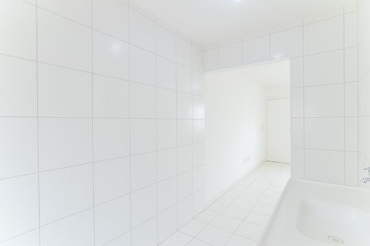 Cozinha e Área de Serviço de apartamento para alugar com 2 quartos, 47m² em Vila Alzira, Guarulhos