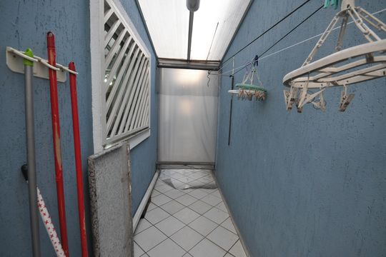 Quintal de casa à venda com 3 quartos, 145m² em Parada Inglesa, São Paulo