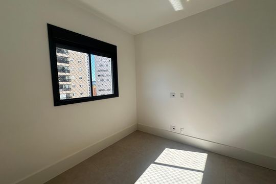 Suíte de apartamento para alugar com 2 quartos, 88m² em Alphaville, Barueri