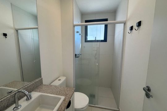 Banheiro da Suíte de apartamento para alugar com 2 quartos, 88m² em Alphaville, Barueri