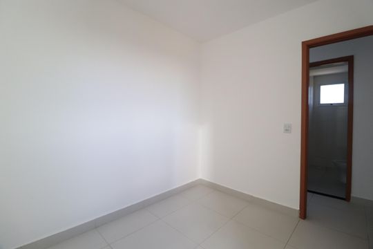 Quarto 1 de apartamento para alugar com 2 quartos, 57m² em Novo Mundo, Uberlândia
