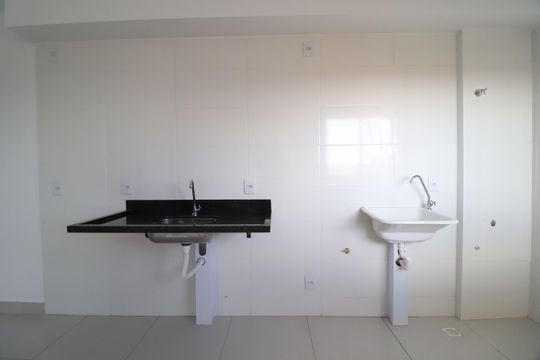 Cozinha de apartamento para alugar com 2 quartos, 57m² em Novo Mundo, Uberlândia
