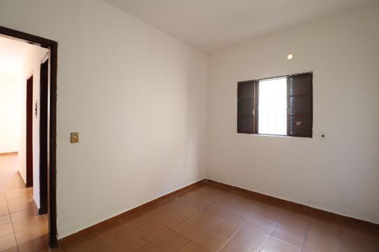 Quarto 2 de casa para alugar com 2 quartos, 150m² em Jaraguá, Uberlândia
