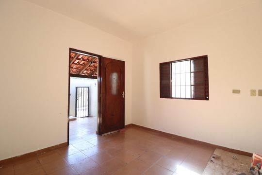 Casa para alugar com 2 quartos, 150m² em Jaraguá, Uberlândia