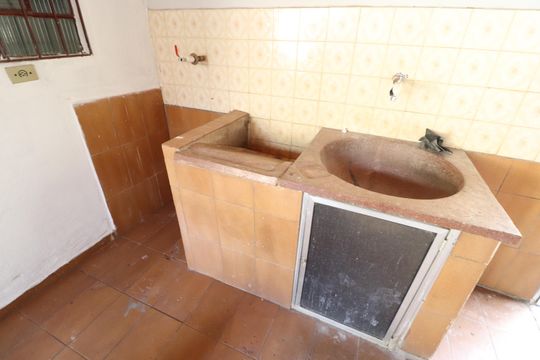 Área de Serviço de casa para alugar com 2 quartos, 150m² em Jaraguá, Uberlândia
