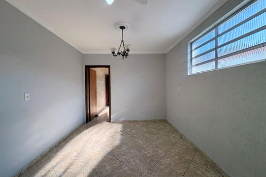 Sala de jantar  de casa para alugar com 5 quartos, 158m² em Vila Sao Pedro, Santo André