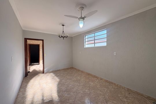 Sala de jantar  de casa para alugar com 5 quartos, 158m² em Vila Sao Pedro, Santo André