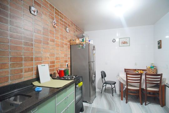 Cozinha de apartamento à venda com 2 quartos, 80m² em Centro, São Leopoldo