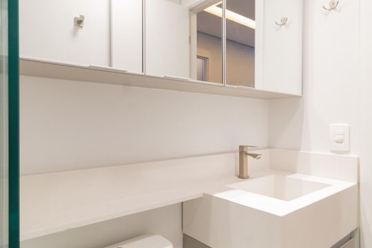 Banheiro de apartamento à venda com 2 quartos, 45m² em Perdizes, São Paulo