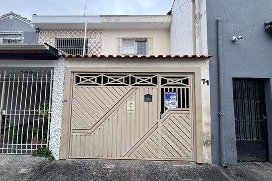 Fachada de casa à venda com 2 quartos, 80m² em Parque da Mooca, São Paulo