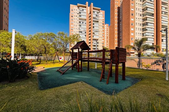 Playground de apartamento para alugar com 3 quartos, 172m² em Tamboré, Santana de Parnaíba