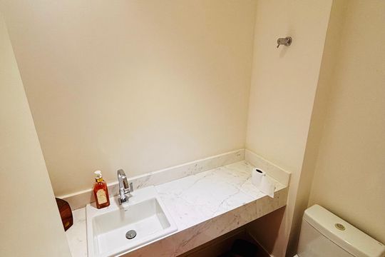 Banheiro suíte 3 de apartamento para alugar com 3 quartos, 172m² em Tamboré, Santana de Parnaíba