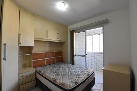 Suíte de kitnet/studio para alugar com 1 quarto, 36m² em Centro, Curitiba
