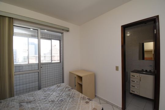 Suíte de kitnet/studio para alugar com 1 quarto, 36m² em Centro, Curitiba
