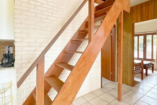 Escada de casa para alugar com 3 quartos, 200m² em Ingleses Norte, Florianópolis
