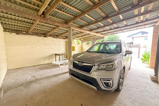 Garagem de casa para alugar com 3 quartos, 200m² em Ingleses Norte, Florianópolis