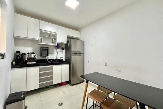 Cozinha de casa para alugar com 4 quartos, 160m² em Mirandópolis, São Paulo