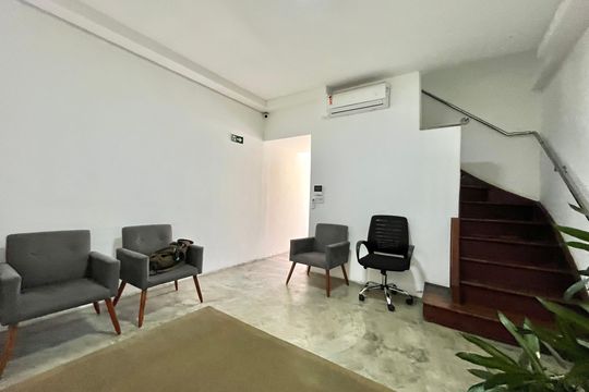 Sala de casa à venda com 4 quartos, 160m² em Mirandópolis, São Paulo