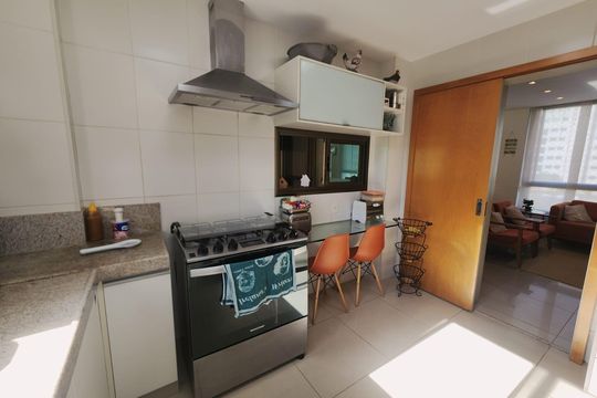 Cozinha de apartamento para alugar com 4 quartos, 154m² em Vale dos Cristais, Nova Lima