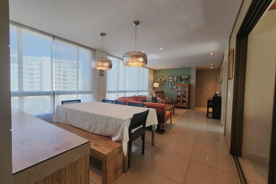 Sala de apartamento para alugar com 4 quartos, 154m² em Vale dos Cristais, Nova Lima