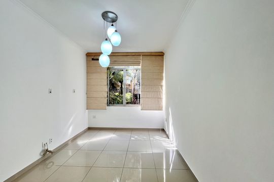 Sala  de apartamento para alugar com 1 quarto, 44m² em Copacabana, Rio de Janeiro