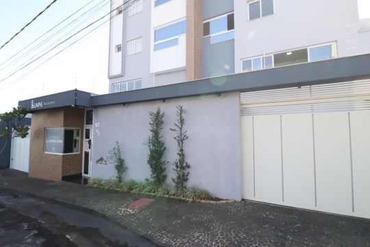 Fachada de apartamento para alugar com 2 quartos, 70m² em Patrimônio, Uberlândia