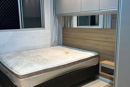 Quarto de apartamento para alugar com 2 quartos, 63m² em Pinheirinho, Curitiba