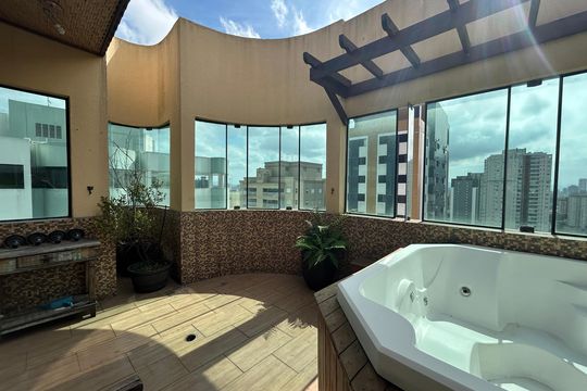 Apartamento à venda com 3 quartos, 180m² em Vila Bertioga, São Paulo