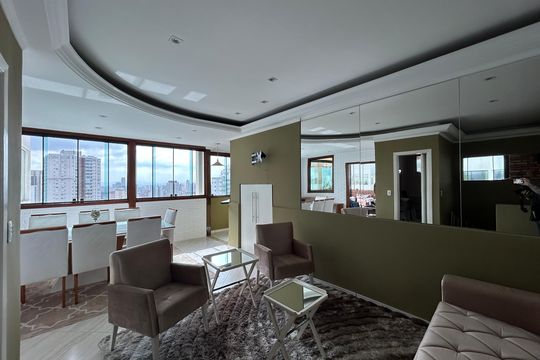 Apartamento à venda com 3 quartos, 180m² em Vila Bertioga, São Paulo