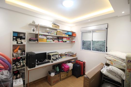 Quarto 2 de apartamento para alugar com 2 quartos, 53m² em Jardim Carvalho, Porto Alegre