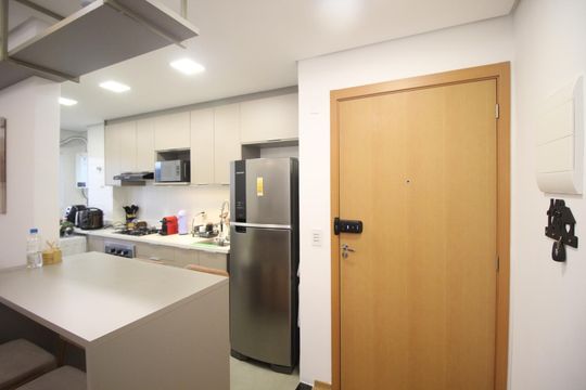 Cozinha de apartamento para alugar com 2 quartos, 53m² em Jardim Carvalho, Porto Alegre