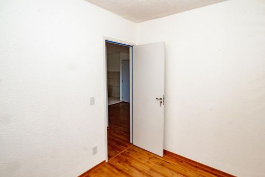 Quarto de apartamento para alugar com 2 quartos, 47m² em Serra Dourada, Vespasiano