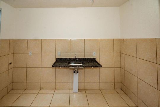 Cozinha de apartamento para alugar com 2 quartos, 47m² em Serra Dourada, Vespasiano